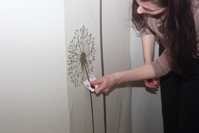 how to apply a wall stickers step 5